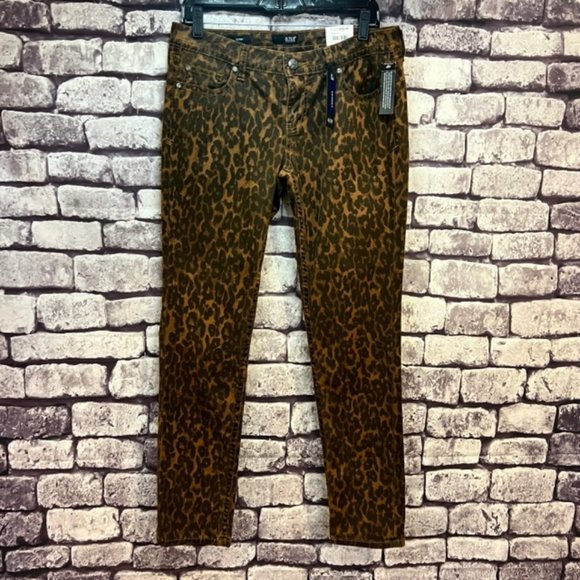 a.n.a Pants - A.N.A. NWT Black & Brown Cheetah Print Pants Size 8(29)